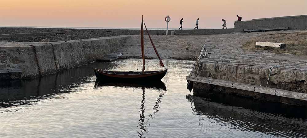 Jolle i Nørresand Havn, Gudhjem