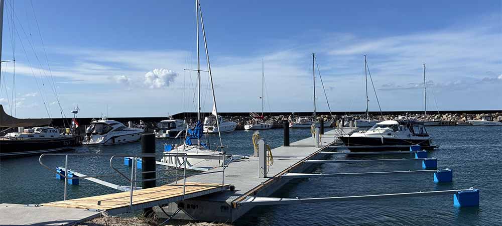 Nye flydebroer i Østerby Havn på Læsø